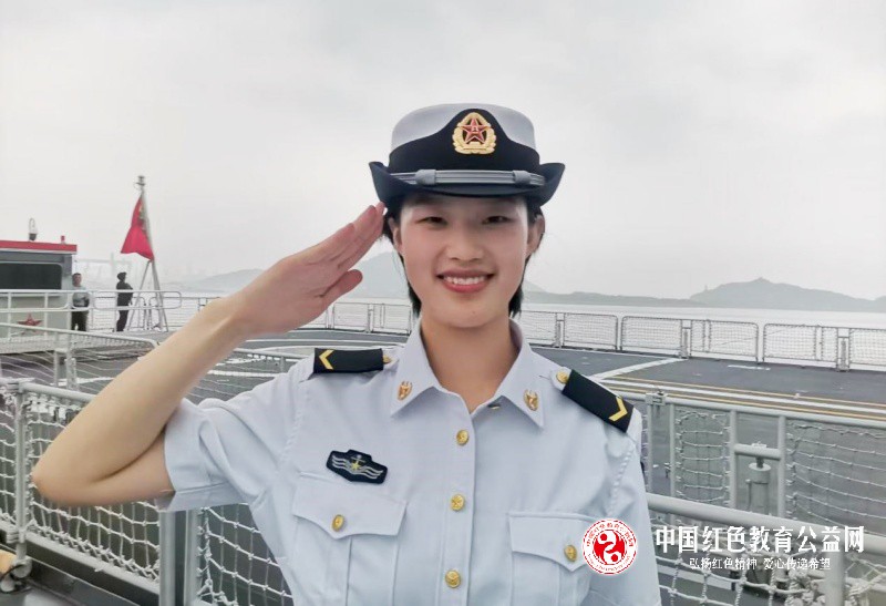 海天逐梦绘芳华 ——北海舰队退役女兵彭晨轶的热血征程