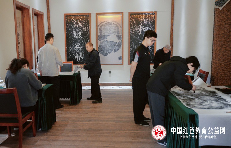 微信图片_20250501184643_副本.jpg